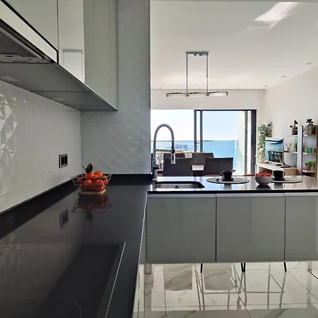 Sunset Drive Superb Apartamento